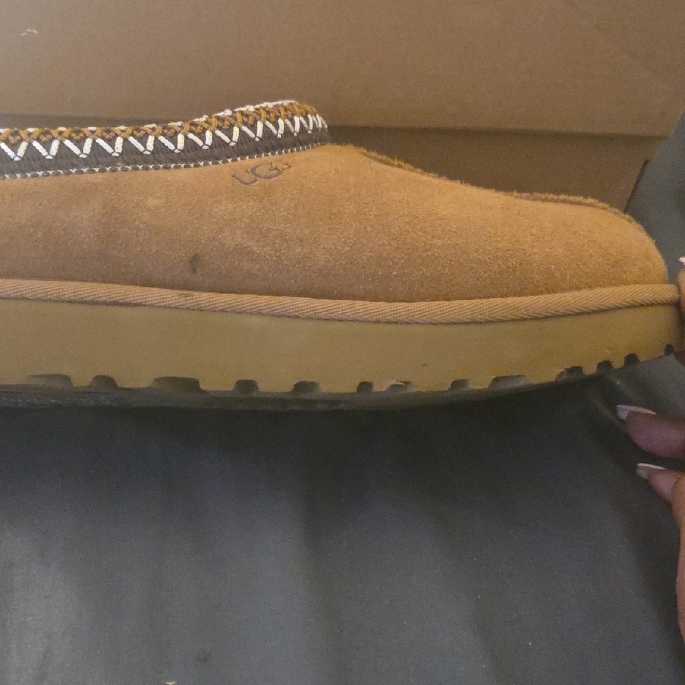 UGG Brown Slippers with Tan Sole - Picture 9 of 10